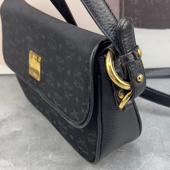 🌵MCM Black Crossbody Bag🌵 - Picture 6 of 15